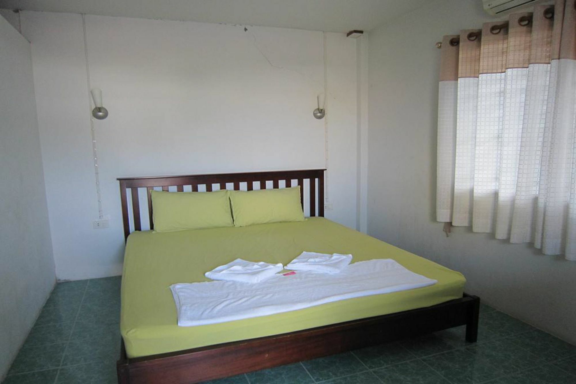 Run'S Bed & Breakfast Krabi town Exteriör bild